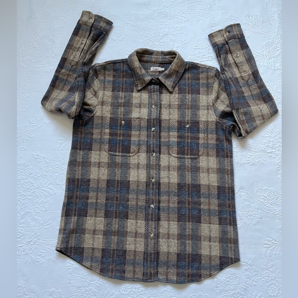 Faherty Bozeman Plaid Legend Women’s Sweater Shirt Medium - Picture 11 of 13